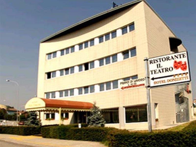 Hotel Donizetti Lallio Exterior photo
